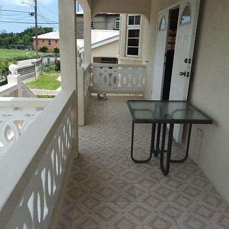 Super Breezy Cozynook ! Hotel บริดจ์ทาวน์ ภายนอก รูปภาพ